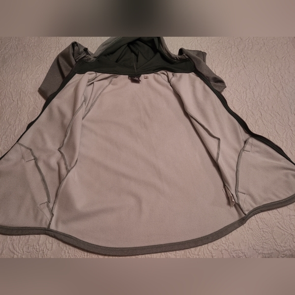 Puma zip up hoodie sweatshirt - Picture 3 of 10